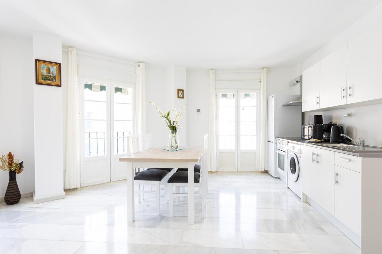 Holidays2Malaga Montesa 700M From The Beach Rooftop Terrace Exteriör bild